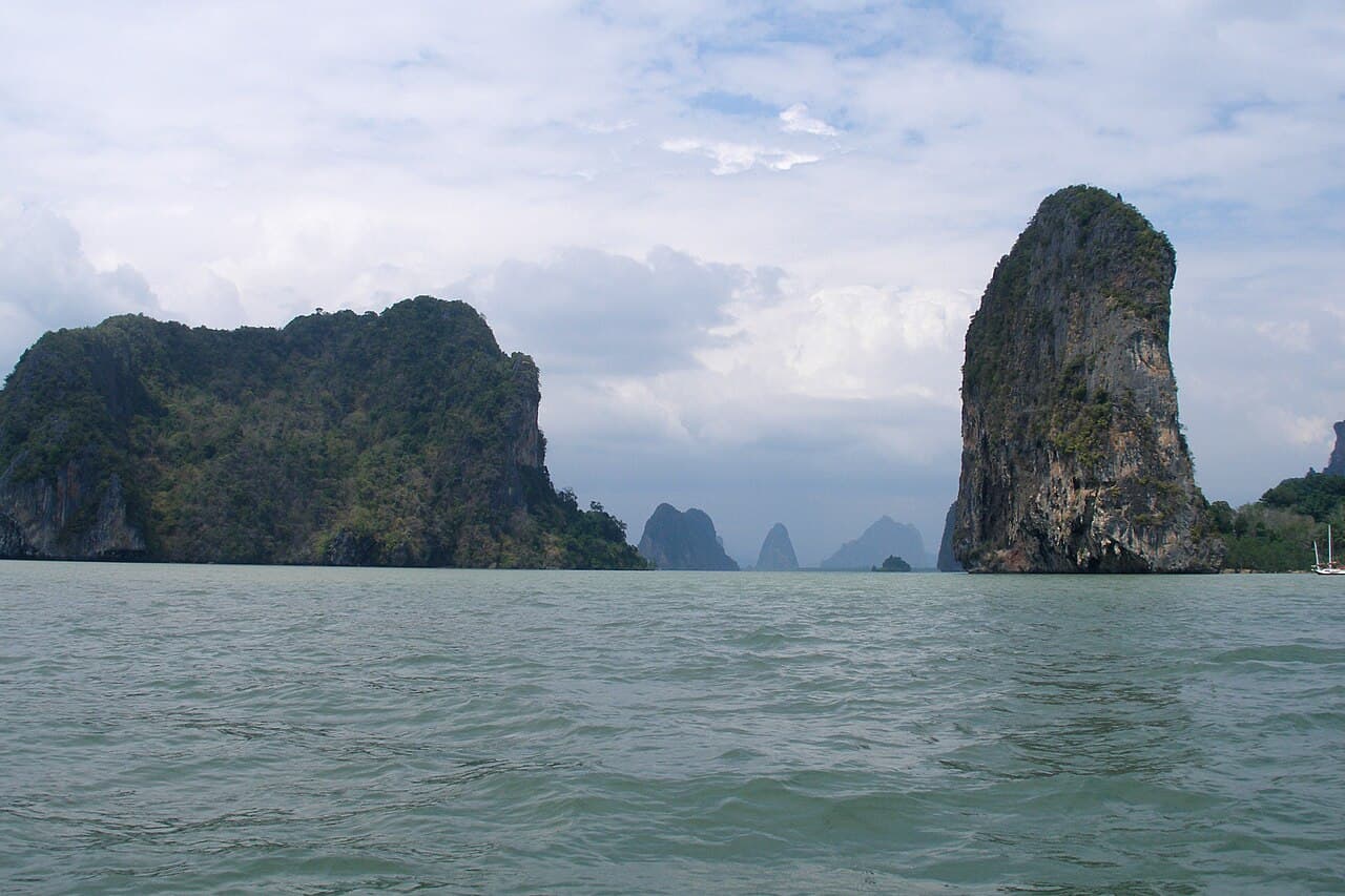 Limestone karst in Phang Nga Bay (a similar landscape, not Klang Cave)