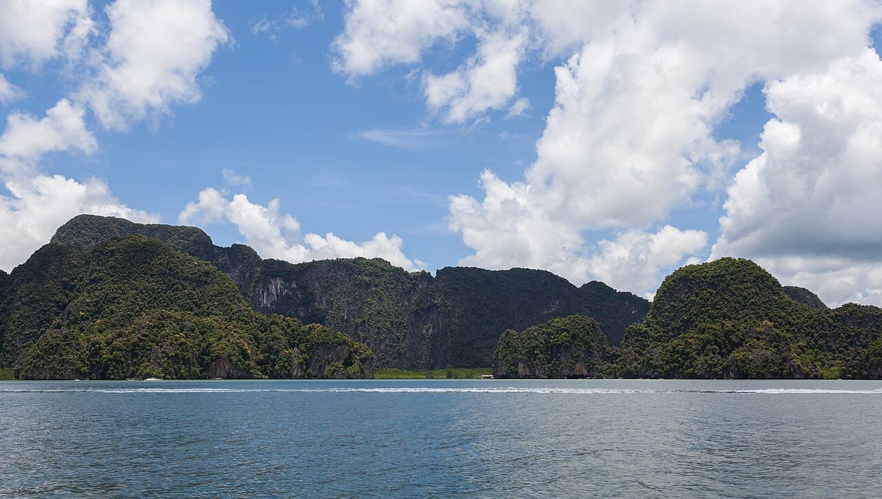 Ko Tapu (James Bond Island), Phang Nga Bay